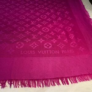 Louis Vuitton fushia colour shawl